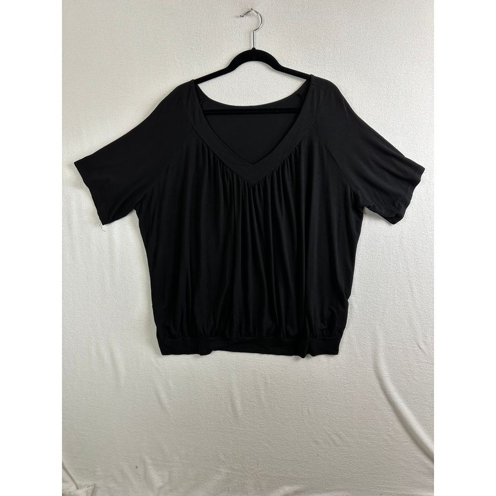 Top Women's 3XL Short Sleeve V Neck Blouse